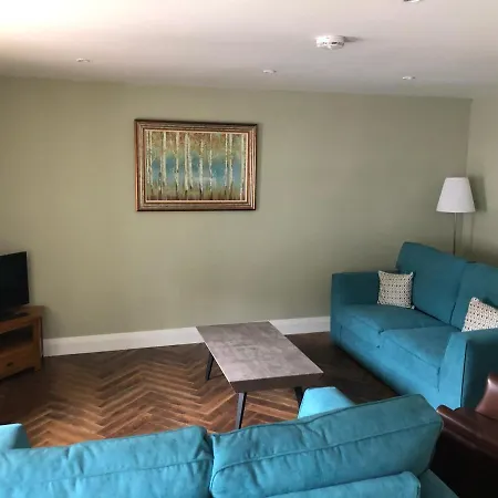 Knockreagh Farm Cottages, Callan, 펜션 *