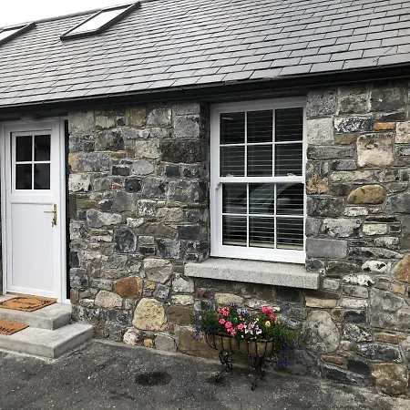 Knockreagh Farm Cottages, Callan,