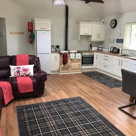 Knockreagh Farm Cottages, Callan,