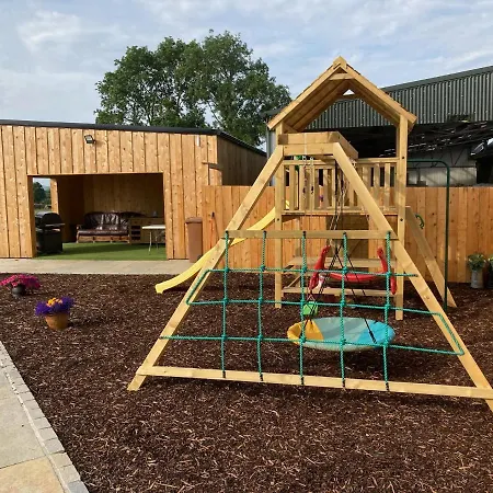 Knockreagh Farm Cottages, Callan, 펜션 *