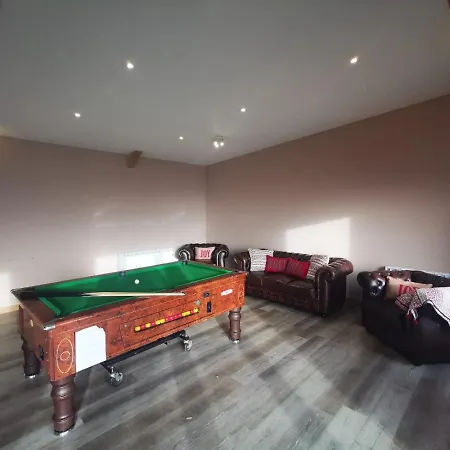 Knockreagh Farm Cottages, Callan, *