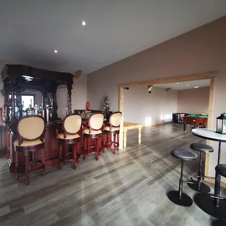 Knockreagh Farm Cottages, Callan, *