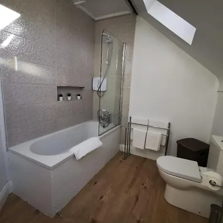 Knockreagh Farm Cottages, Callan, *