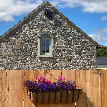 Knockreagh Farm Cottages, Callan, 킬케니