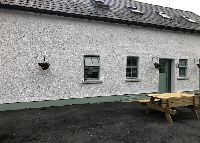 بيت للعطل Knockreagh Farm Cottages, Callan, *